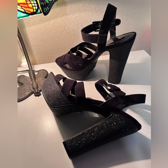 Vintage Y2K Nine West Black Sparkle Block Platform Heels ‼️Like New Worn Once - Picture 2 of 7